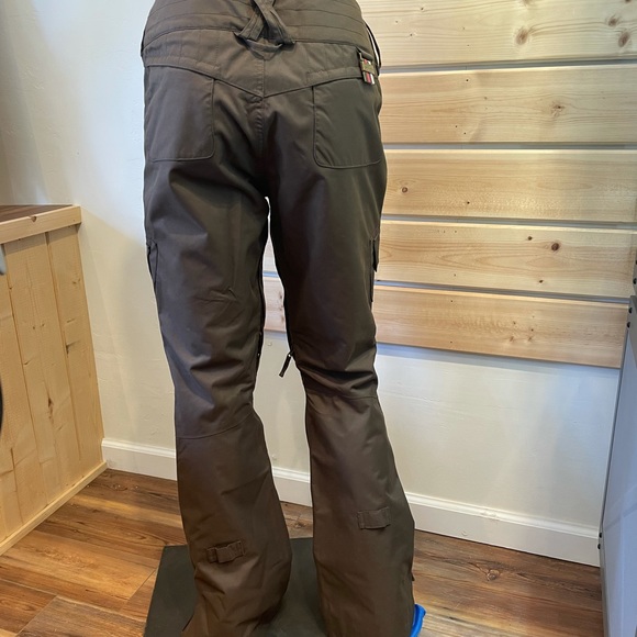 B by Burton Dryride brown snowboard pants M. - Picture 3 of 7